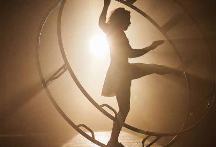 Cirque : Le Cycle de l’absurde 32e promotion du Centre National des Arts du Cirque – Châlons Raphaëlle Boitel